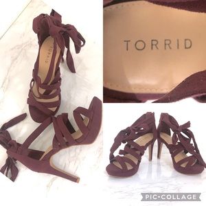 Torrid Velvet Maroon Platform Heels w/ Ankle Ribbons 6.5 Wide